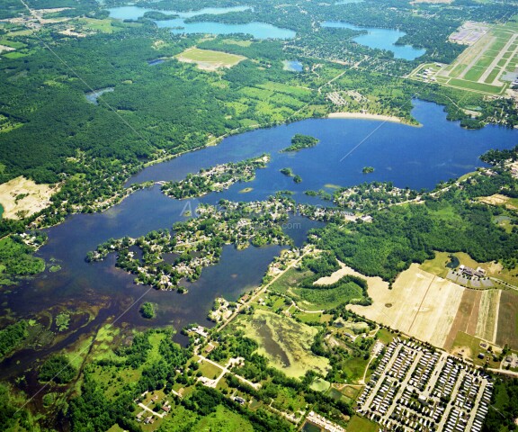 PONTIAC LAKE in OAKLAND County, Michigan